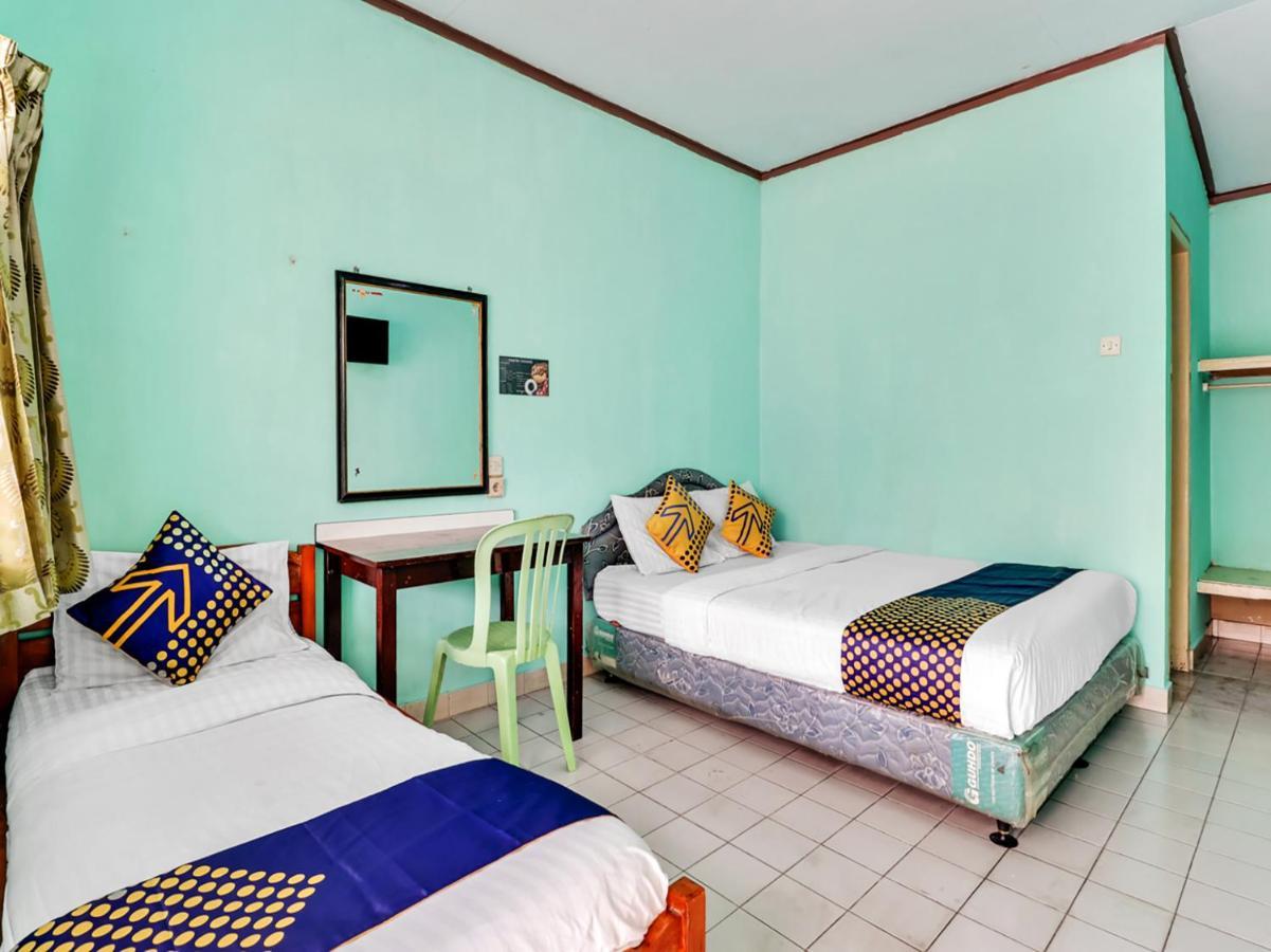 Spot On 90003 Villa Tawang Чианджур Экстерьер фото