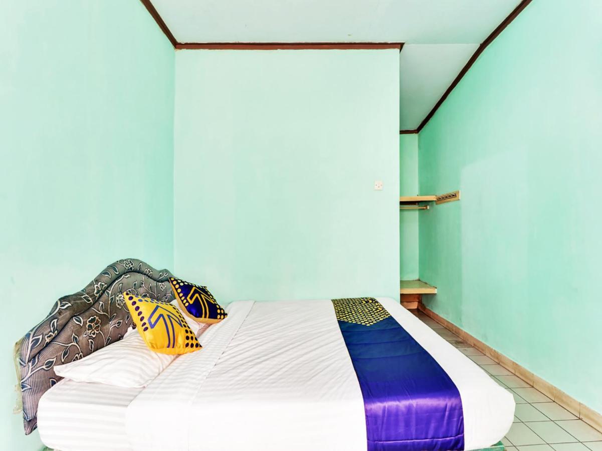 Spot On 90003 Villa Tawang Чианджур Экстерьер фото