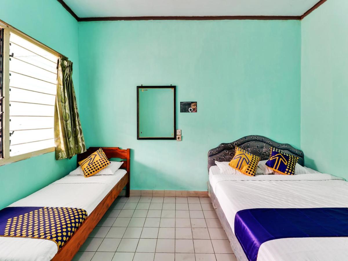 Spot On 90003 Villa Tawang Чианджур Экстерьер фото